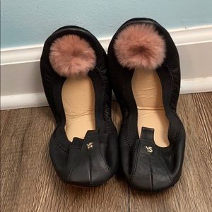 Yosi Samra black ballet flats with Pom Pom